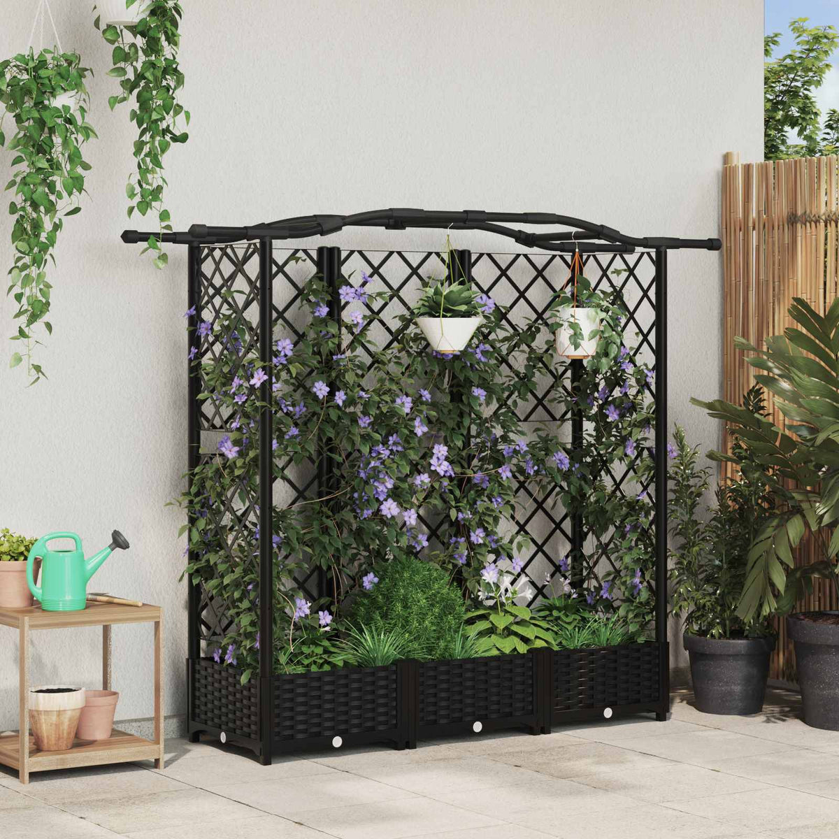 Verhoogd Bed met Trellis en Dak Zwart 163 x 40 x 126 cm PP is nu te koop bij PeponiXL, paradijselijk wonen!