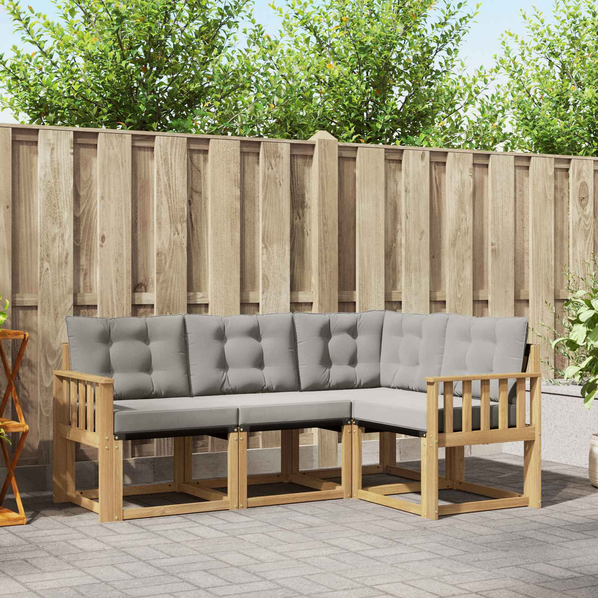 Buiten bankenset met kussen 4 pcs Wit en Lichtgrijs is nu te koop bij PeponiXL, paradijselijk wonen!