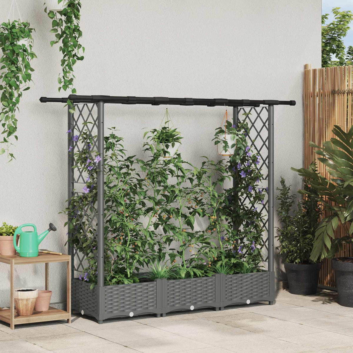 Verhoogd Bed met Trellis en Dak Lichtgrijs 164 x 40 x 121 cm PP is nu te koop bij PeponiXL, paradijselijk wonen!