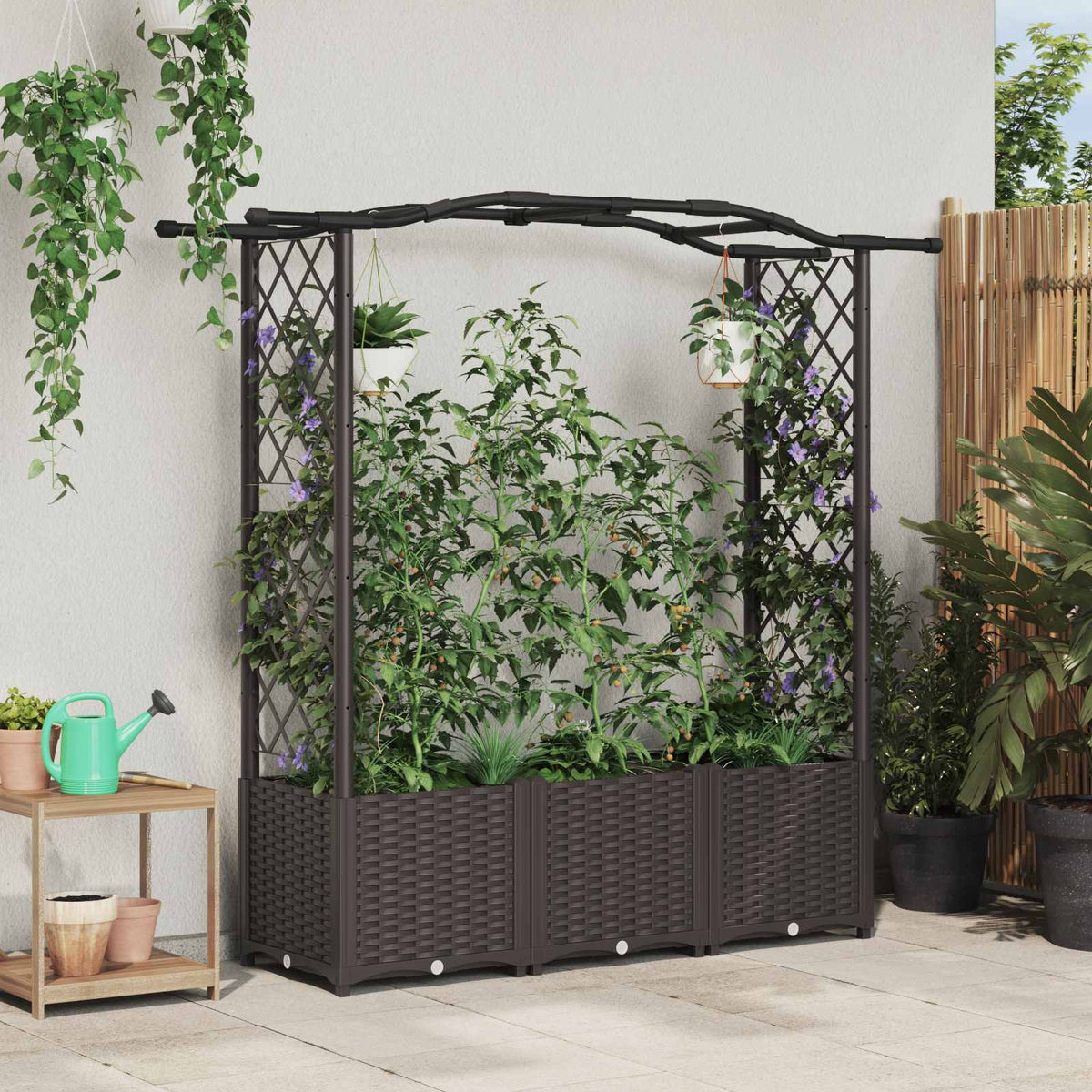 Verhoogd Bed met Trellis en Dak Bruin 164 x 40 x 138 cm PP is nu te koop bij PeponiXL, paradijselijk wonen!