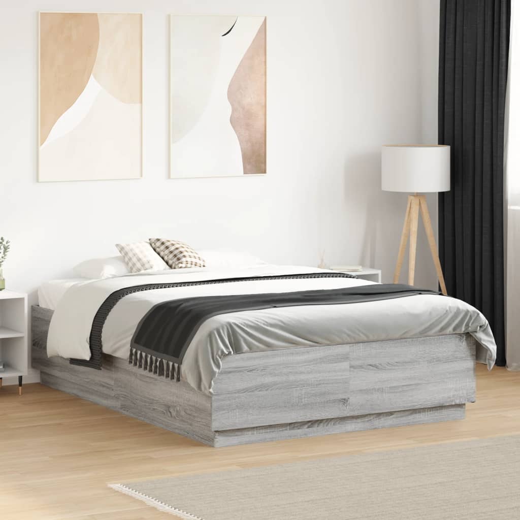 Bedframe met LED-verlichting grijs sonoma eiken 135x190 cm is nu te koop bij PeponiXL, paradijselijk wonen!