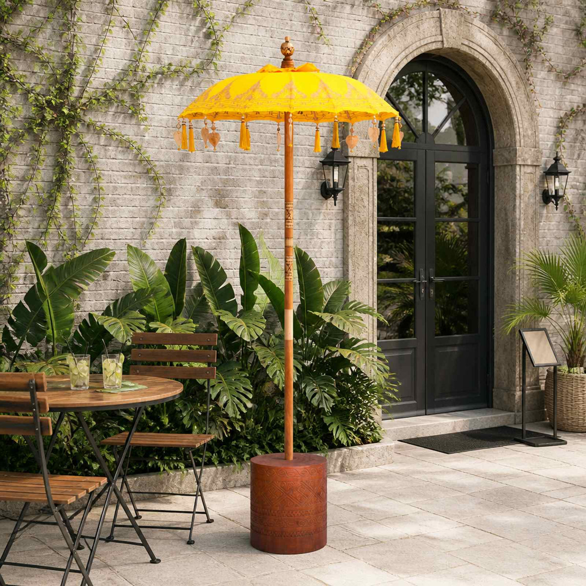 Balinese parasol met basis 2 st Geel is nu te koop bij PeponiXL, paradijselijk wonen!