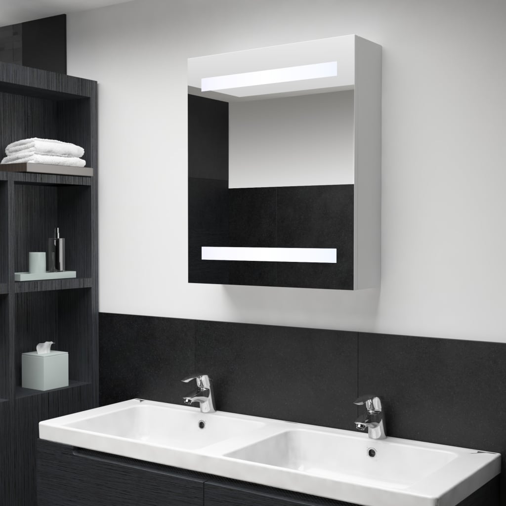 Badkamerkast met spiegel en LED 50x13,5x60 cm is nu te koop bij PeponiXL, paradijselijk wonen!