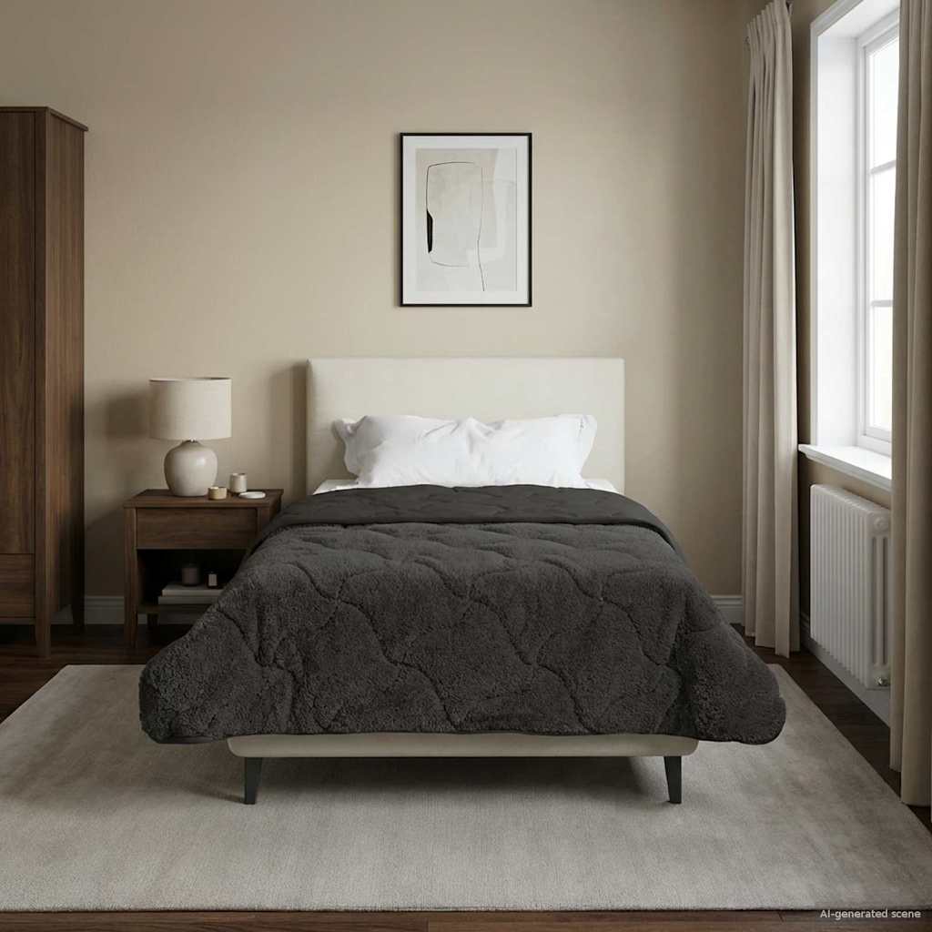 Vol jaar dekbed Gekwilt Antraciet 155 x 200 cm is nu te koop bij PeponiXL, paradijselijk wonen!