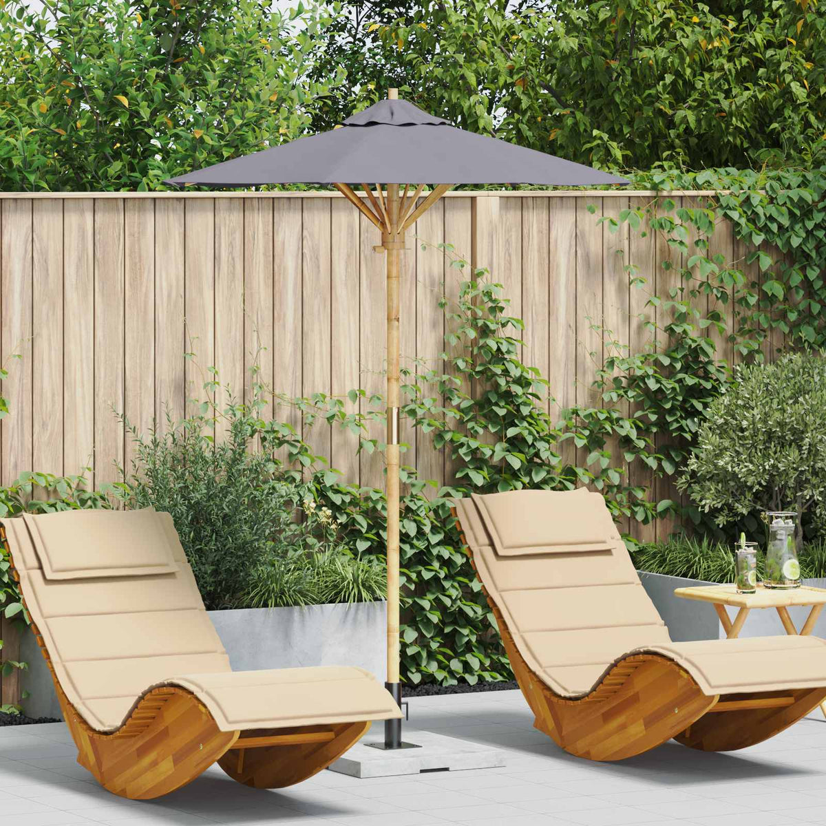 Tuinparasol Donkergrijs Ø 150 x 210 cm Bamboe is nu te koop bij PeponiXL, paradijselijk wonen!
