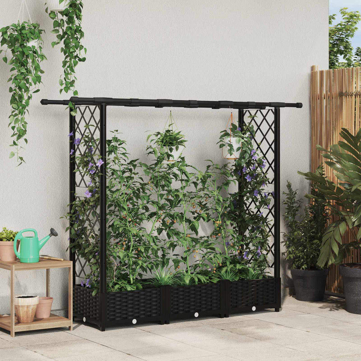 Verhoogd Bed met Trellis en Dak Zwart 164 x 40 x 121 cm PP is nu te koop bij PeponiXL, paradijselijk wonen!