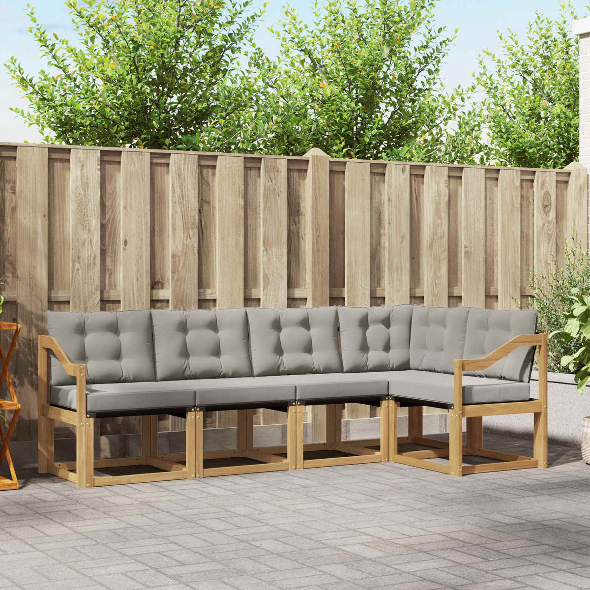 Buiten bankenset met kussen 5 pcs Wit en Lichtgrijs is nu te koop bij PeponiXL, paradijselijk wonen!