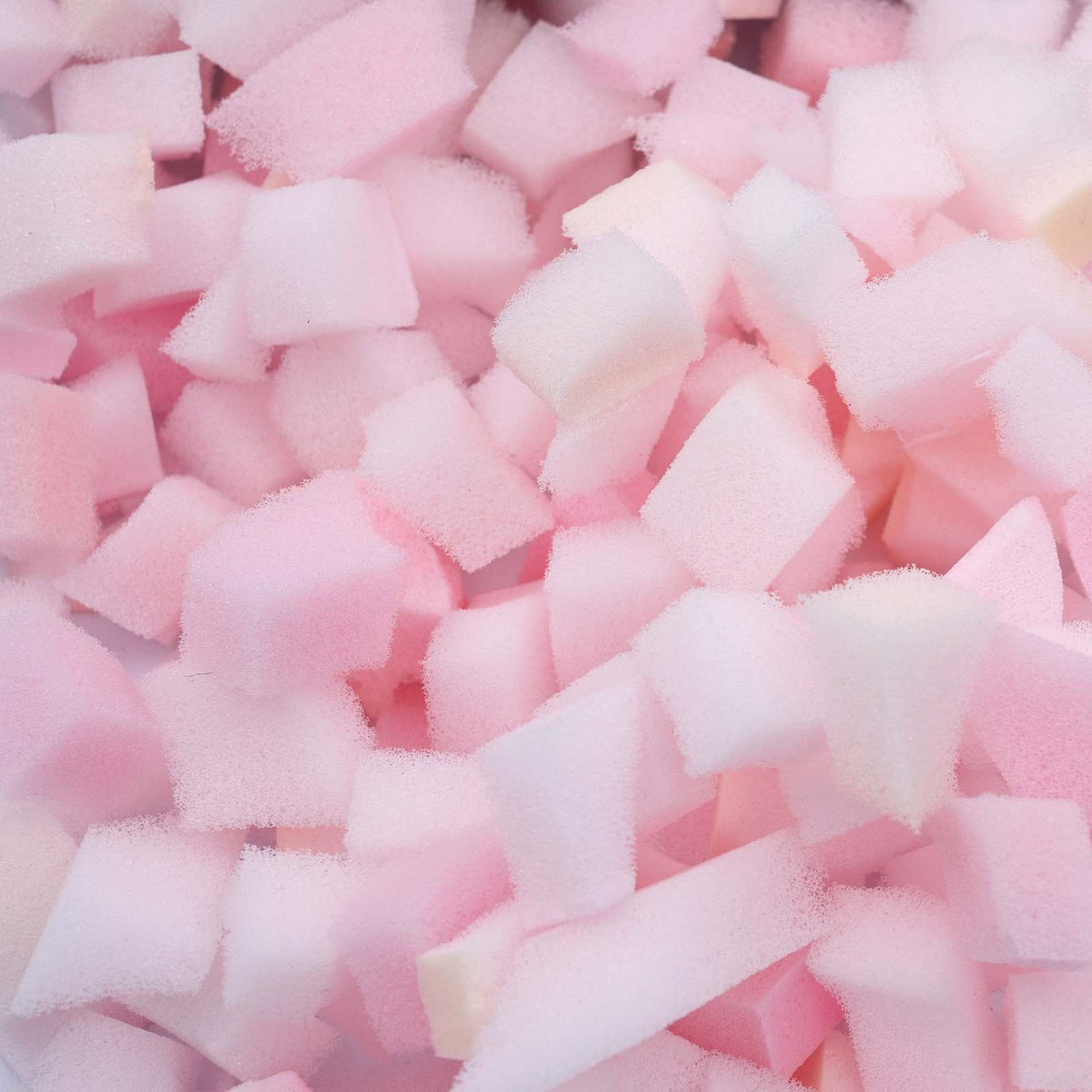 Versnipperde schuimvulling Roze 2,5 kg Polyurethaan is nu te koop bij PeponiXL, paradijselijk wonen!