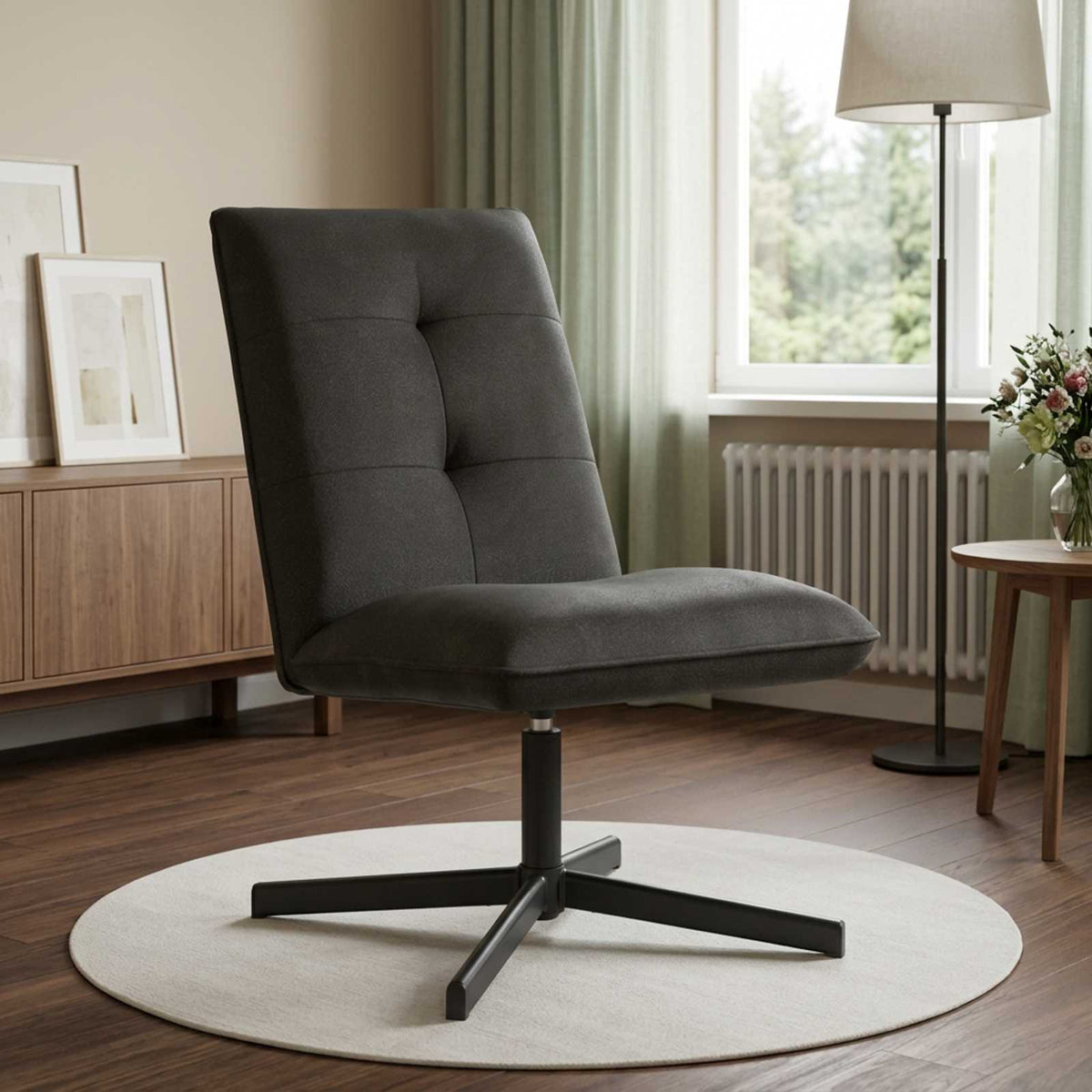 Draaistoel Zwart Kunstleer is nu te koop bij PeponiXL, paradijselijk wonen!